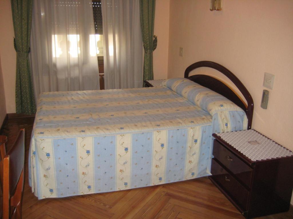 Hostal La Selecta Madrid Pokoj fotografie